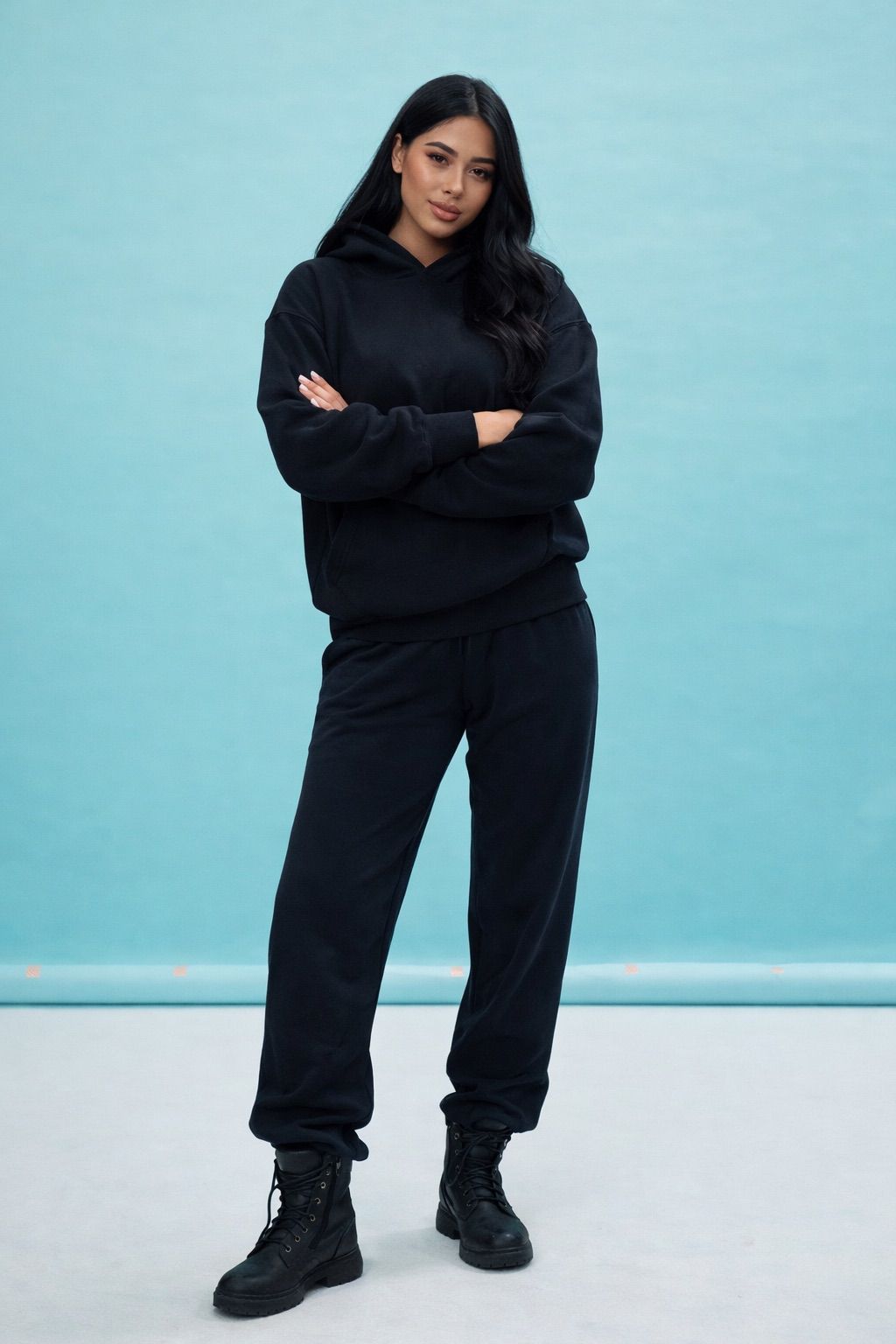 Set Minimalist Black: Hoodie & Jogger