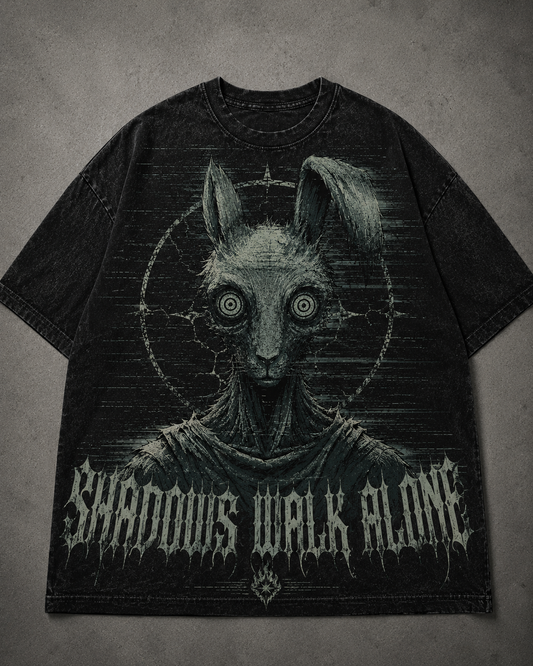 Camiseta Oversize Shadows Walk Alone Washed Black Edition | Ind Store Ecuador - Foto 1