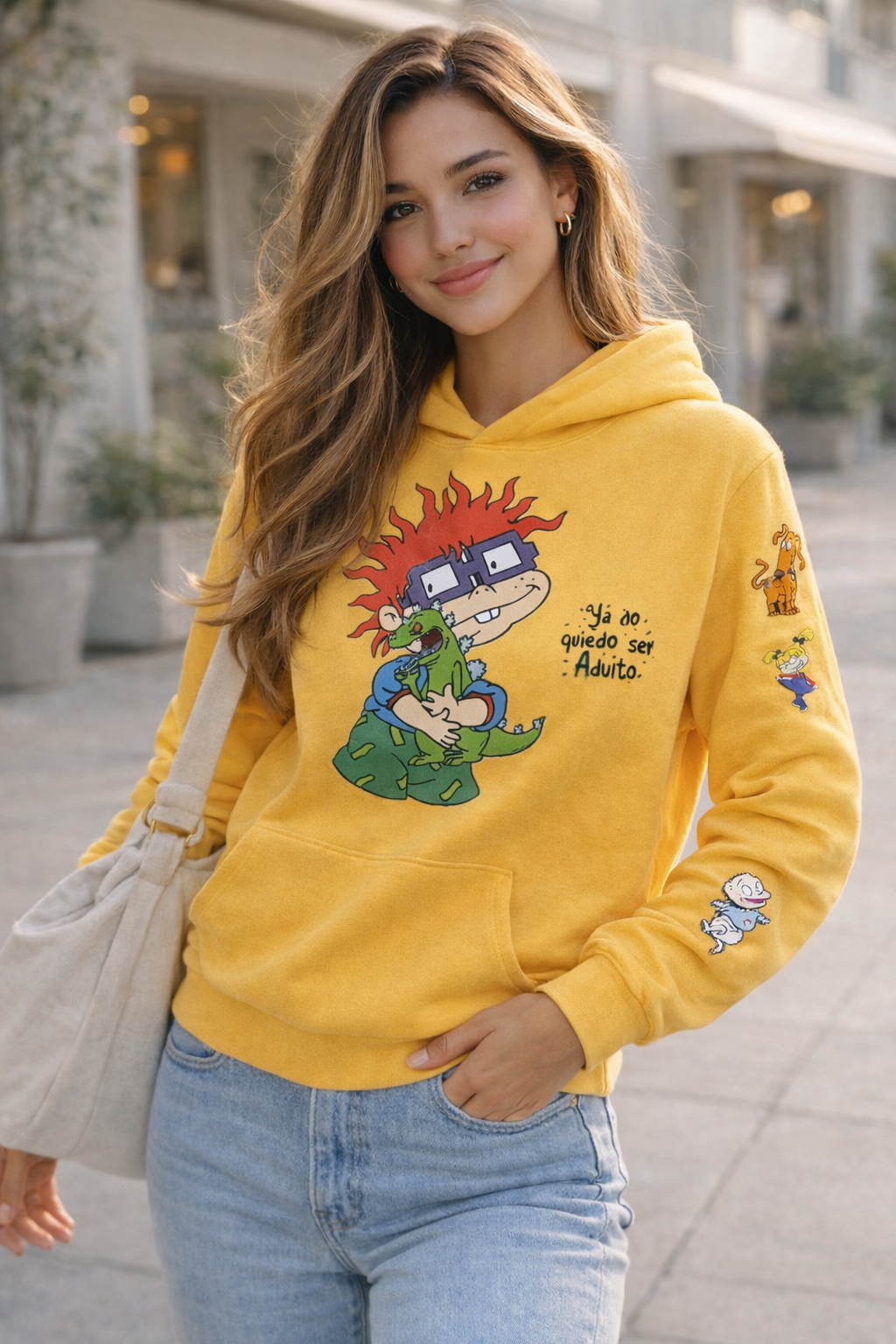 Hoodie Chuckie Yo No Quiero Ser Adulto Yellow Edition | Ind Store Ecuador - Foto 1