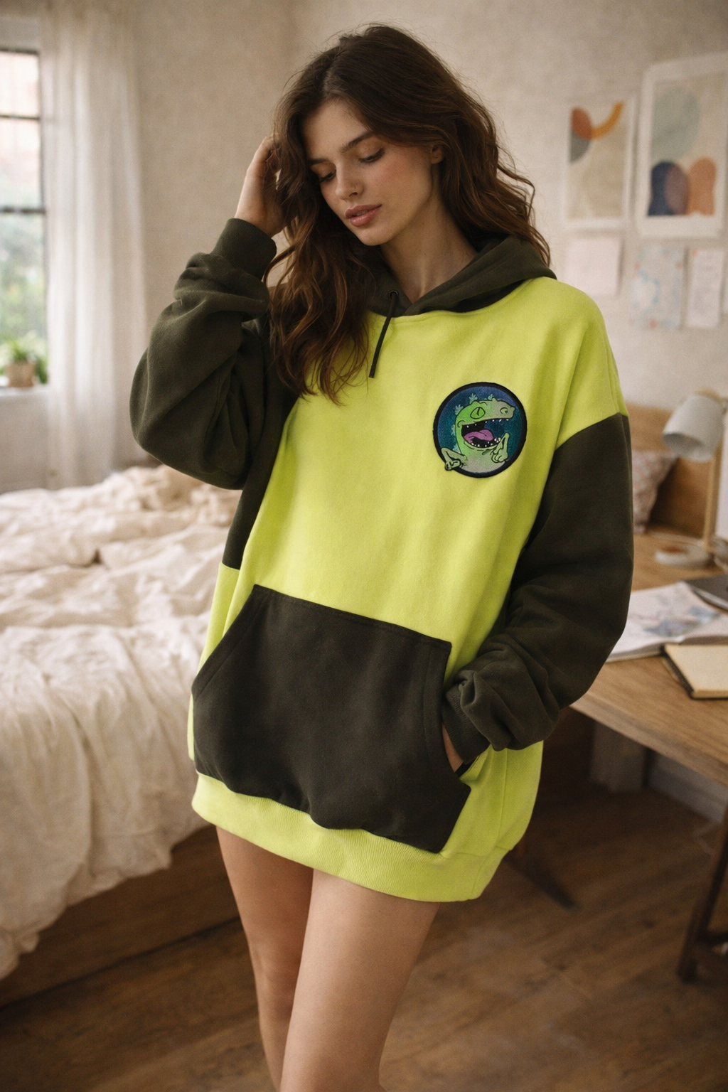 Hoodie Neon Block Dino Patch Lime & Black Edition | Ind Store Ecuador - Foto 1